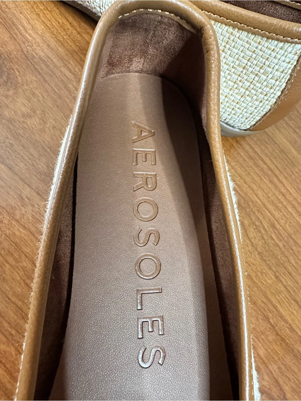 AEROSOLES classic ballet